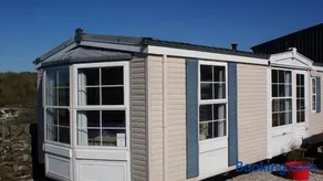 Bridge Farm Caravan - Image 1