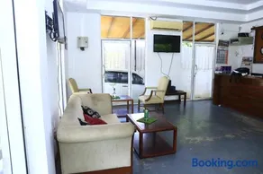 Station Garden Hotel And Resturant - Image 2