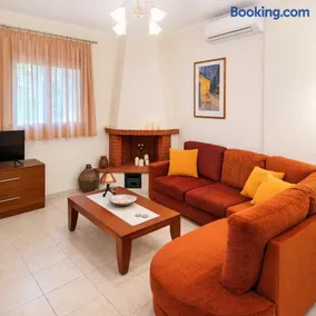 Sea Breeze Beach House Psakoudia - Image 3