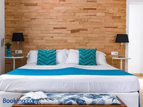 Luxury White Castle Ibiza - Image 3