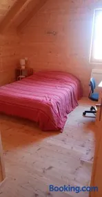 2eme étage de 85m2 d'un chalet - Image 4