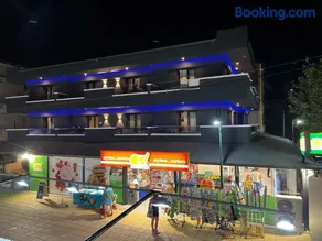Blue Sea Boutique Apartments - Image 1