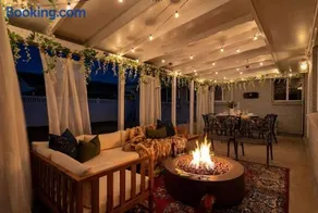 Game Rooms, Hot Tub & Fire Pit - Image 4