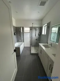 Woodside Condos unit 914 - Image 3