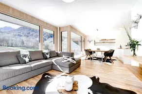 Montanara Lodge - Image 1