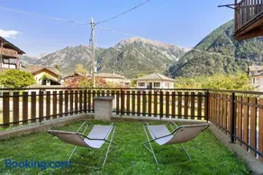 Chalet 'Maison Du Coeur - Bien-être' mit Bergblick, privater Terrasse und Wi-Fi - Image 2
