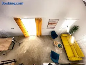 GALLERY - Image 4