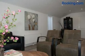 Huisjes Putten Reewold chalet in rustige en mooie omgeving - Image 2