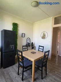 Cozy Zen de Paray 2 bedroom - Image 1