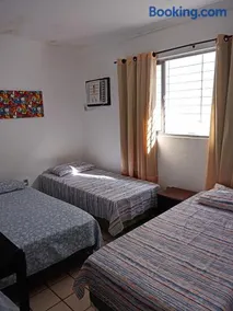 Casa Rosarinho 1- RECIFE - Quartos com Banheiros Exclusivos - Image 1