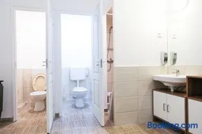 Junior Tower Apartment - Image 2