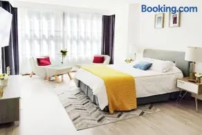 Siqueiros Maia Home - Lujoso apto en Polanco cerca de Antara 3BR - Image 1