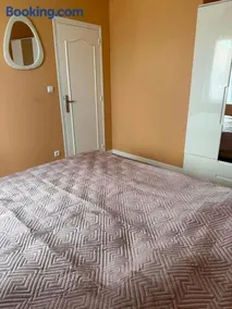 Maison 2 chambres avec jardin et parking privatif - Image 4
