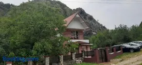 La Stanci - Image 1
