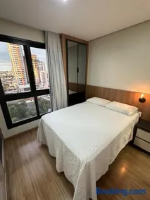 Apartamento moderno no centro Garagem Wi-Fi rápido Ar-condicionado Alto padrão - Image 3