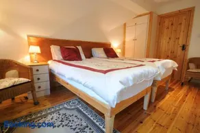 Lough Dan House - Image 2
