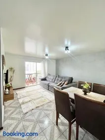 Apartamento amplo próximo ao shopping JL - Image 1