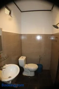 Umang-umang Chalet - Image 3