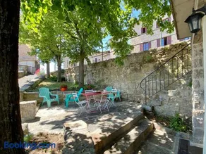 Charmante maisonnette à Blavozy, proche du Puy-en-Velay, avec terrasse privative, WiFi, et parking - Image 1