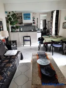 Appartement de charme sur le Port de Marseillan - Image 1