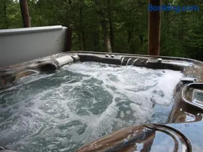 Pine Log Lodge - Image 2