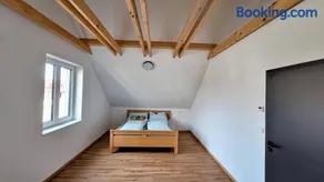 Thomas home - Image 2