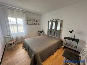 Apartamento En Primera Linea De Mar, Roses AV-06 - Image 2
