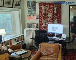 Four Bedroom Rosedale Home - Image 4