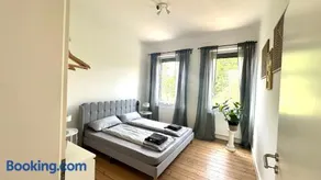 Apartment Savanna im historischen Stadtkern Linn in Krefeld, nähe Düsseldorf Messe, Airport, Parkmöglichkeiten direkt vor dem Haus - Image 4