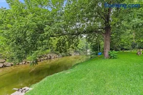 Very Cozy Home On a Creek - Sleeps 8 - Image 2
