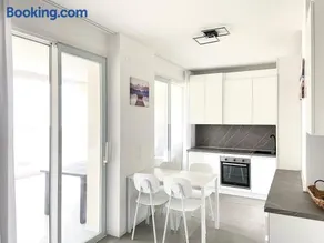 Tahiti Suite Frontemare - Jesolo - FAMILY APARTMENT - Image 4