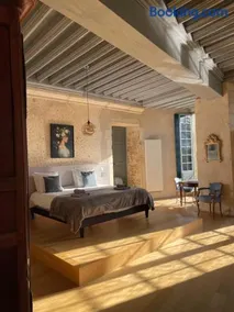 Château de Meauce, Chambre Isabeau de Sully - Image 1