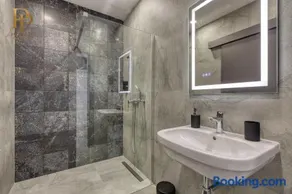Urban 19 Residences Designer Stay - Image 2