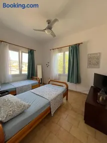 Summer family house 300m from the beach - Image 3