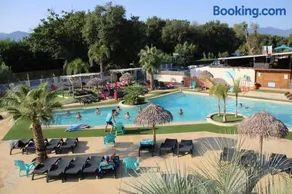 Camping Paradis Le Pearl - Image 1