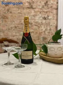 Hazel House Boutique Heritage Stay in Central Goulburn - Image 1