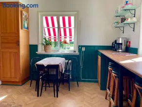 Bubo mysigt litet hus i Noret - Image 1