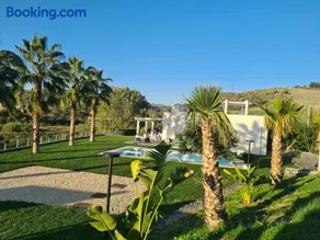Villa con piscina - Image 2
