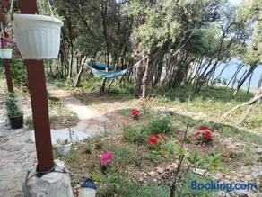 Isolated, 30m to sea, Viktoria s cottage - Image 5