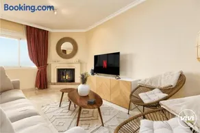 ViVi Homes - Valery Pool, Terrace & Padel - Image 5