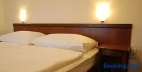 Hotel SHEYLYS - Image 4