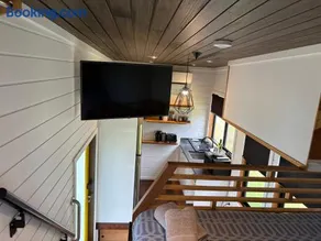 Ocean Breeze Tiny House - Ocean and Lake View - Image 5