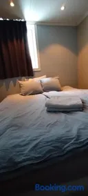 Modern cottage, quiet area with good bus connection - Image 2