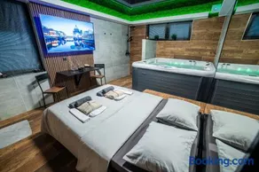Wellness & Penzion, Laudom - Image 1
