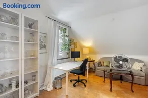 Schöne Dachgeschoss Wohnung - Image 4