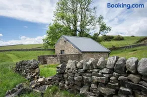 The Barn Grown-up Peaceful Stay with Far-Reaching Views - Image 2