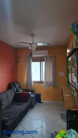 Ótima casa perto de mercados pracinha e posto de gasolina - Image 5