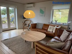 Charming House With Sea View And Large Plot - Image 5