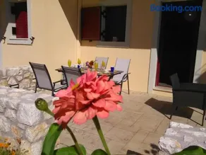 Mikros Gialos Apartments - Image 4