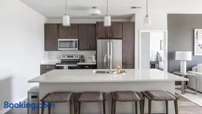 Landing Modern Apartment with Amazing Amenities (ID1209X830) - Image 3